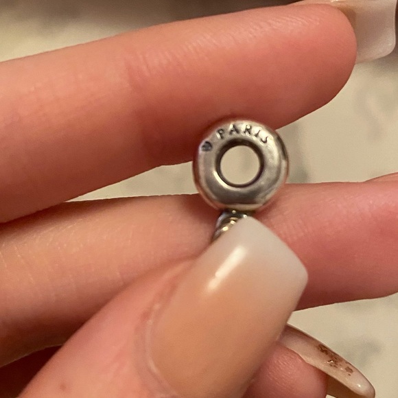 Pandora Eiffel Tower charm - Picture 2 of 3